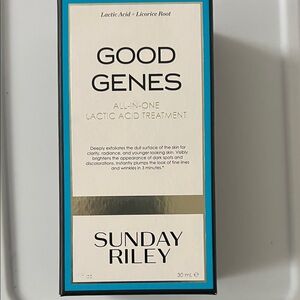 Sunday Riley Good Genes Lactic Acid Treatment - White and Gold
